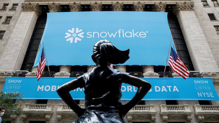 AI引爆企业软件板块：MongoDB股价创历史新高，Snowflake、Pure Storage紧随...
